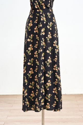 Chân váy xòe dáng dài - L62L25H008