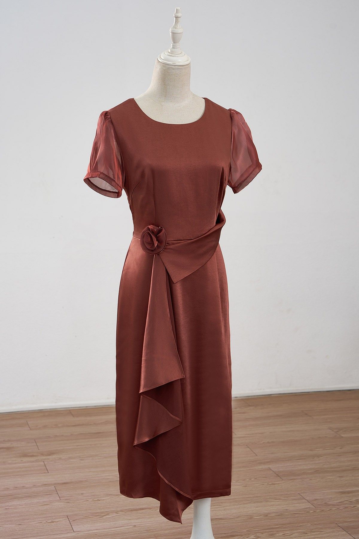 Đầm xếp bèo 1 bên - L63F24Q036