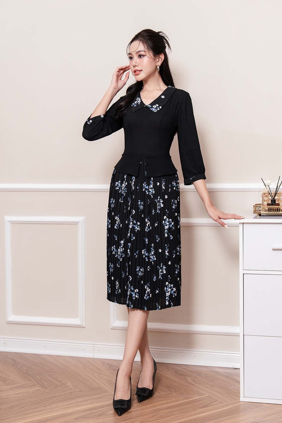 Đầm xòe peplum dập ly - L63L23Q025