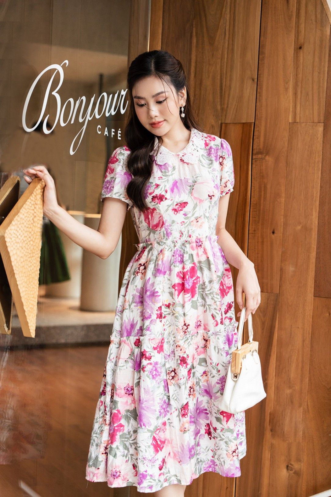 Đầm maxi cổ ren - L63M23H027