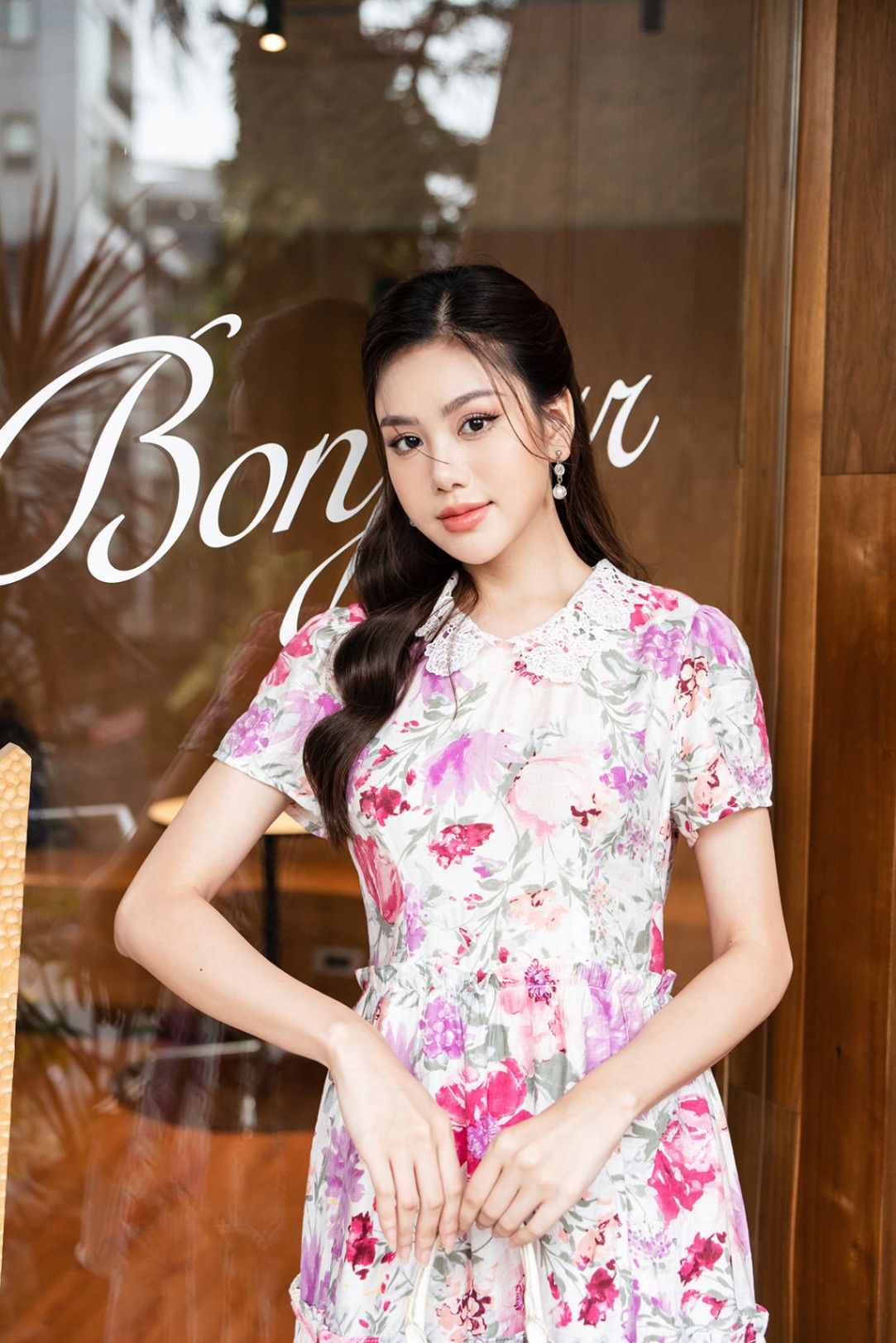 Đầm maxi cổ ren - L63M23H027