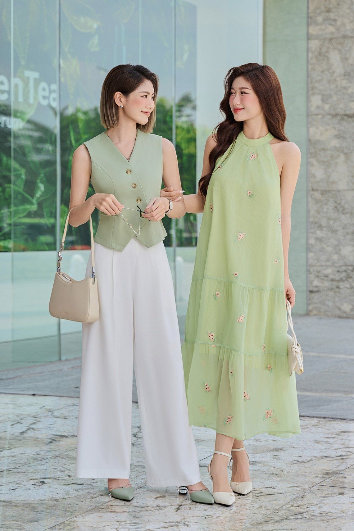 Đầm maxi cổ yếm nhún tầng thắt nơ - L63M24H098