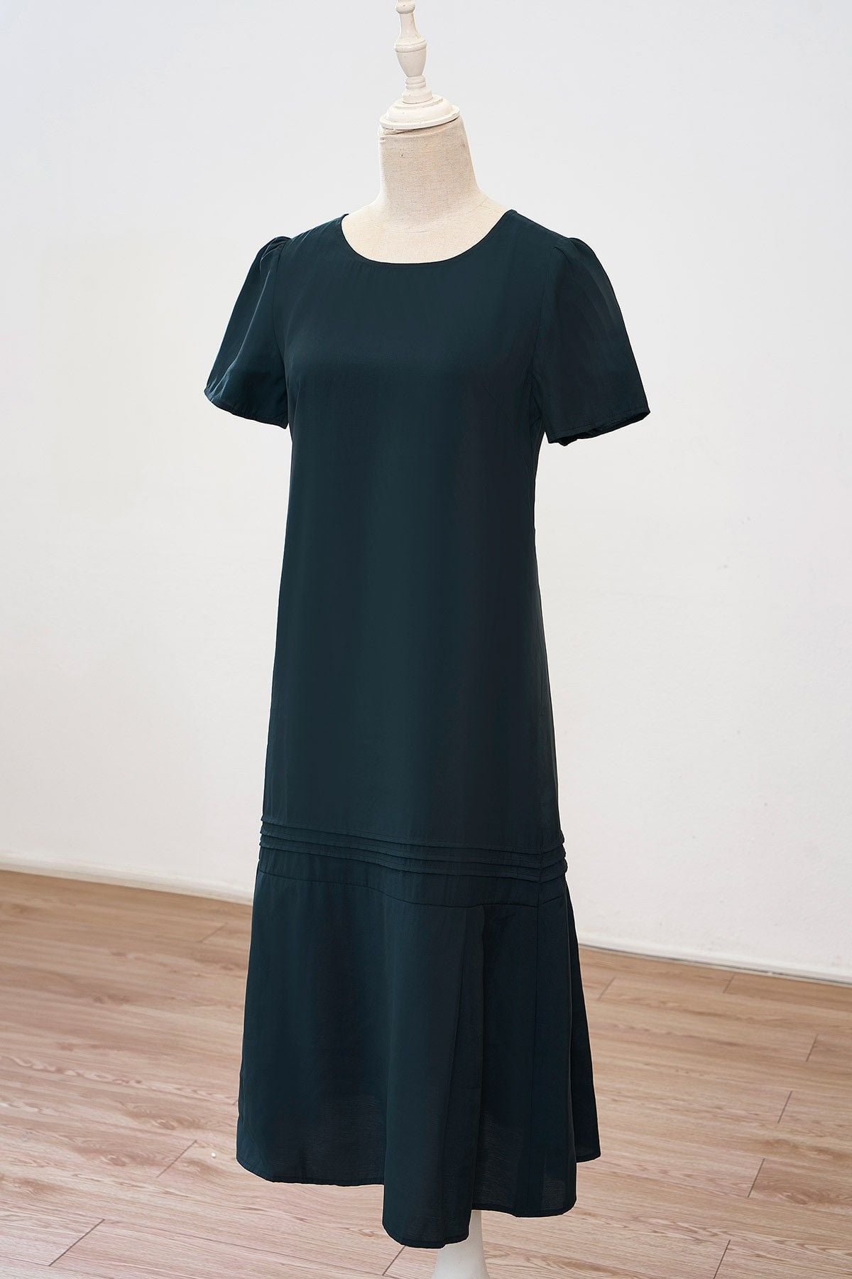 Đầm suông mí xếp - L63T24Q038