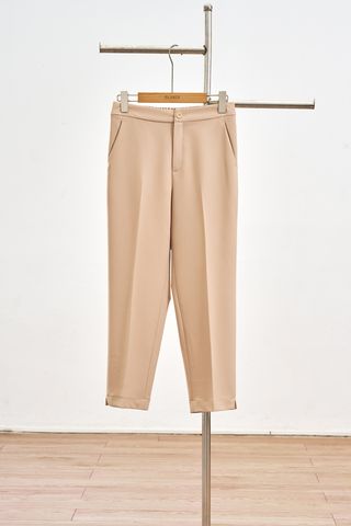 Quần ống côn gấu xẻ V - L64K25Q003