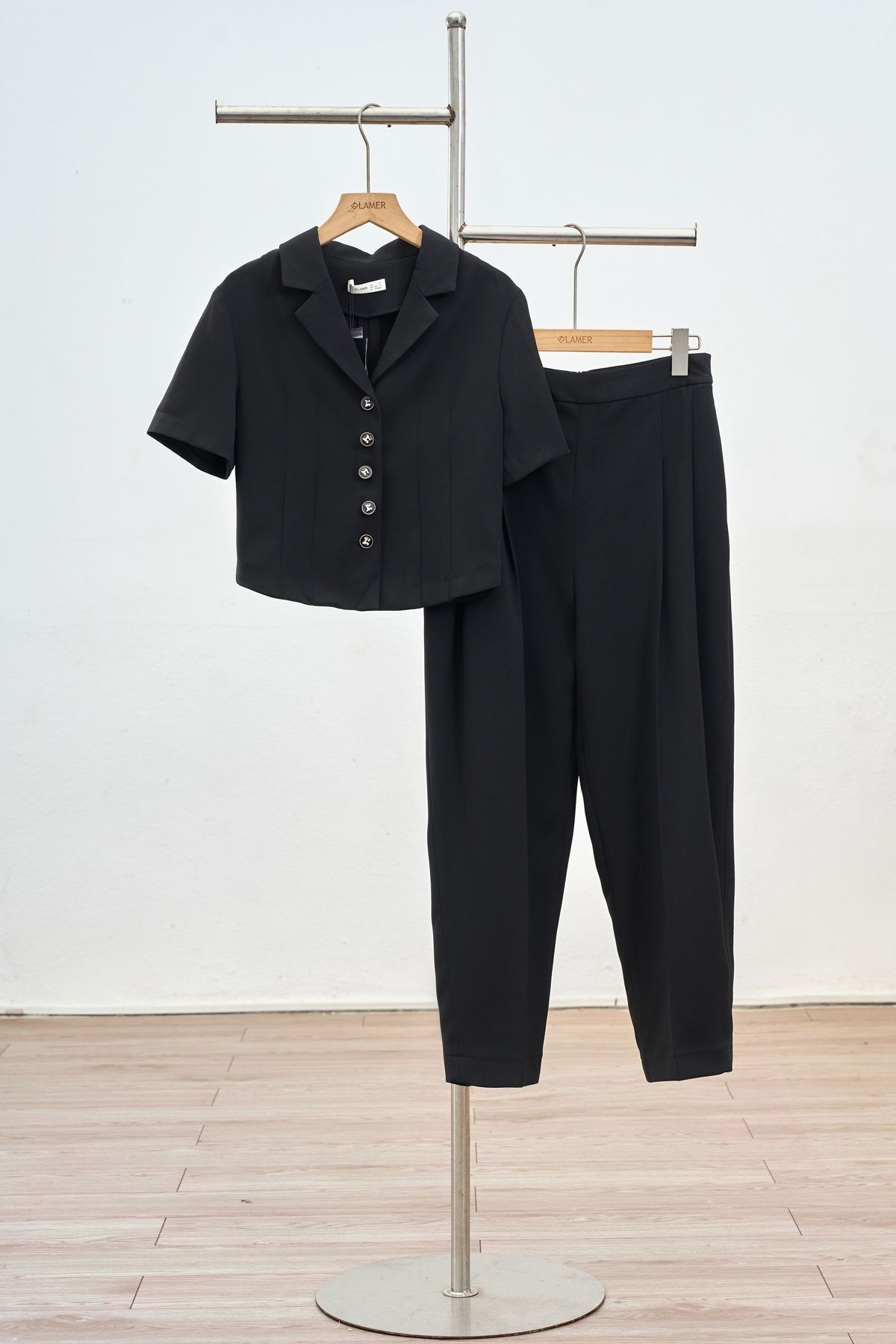 Quần baggy ly xếp - L64K25Q005