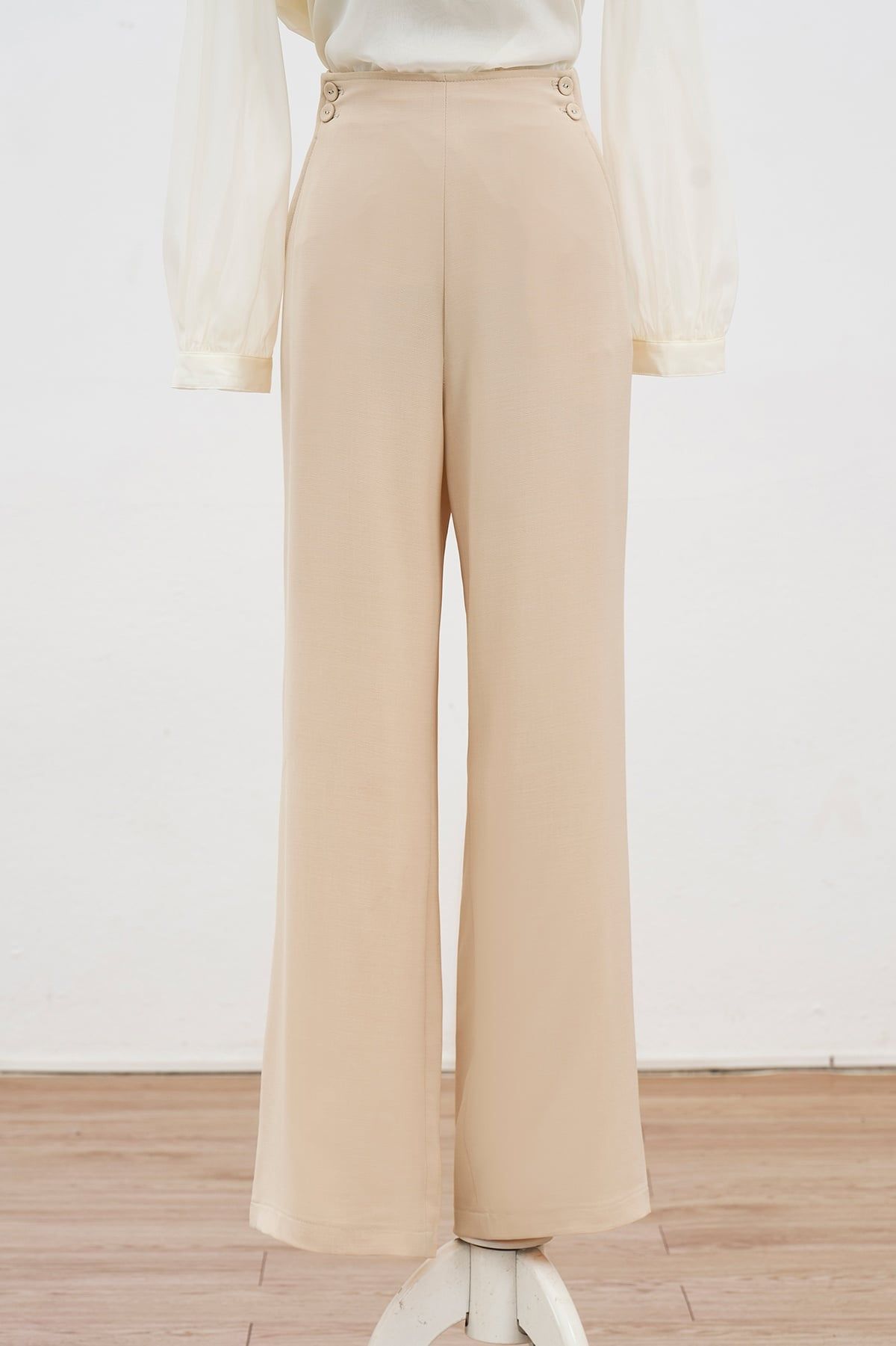 Quần cúc bọc - L64T23Q001