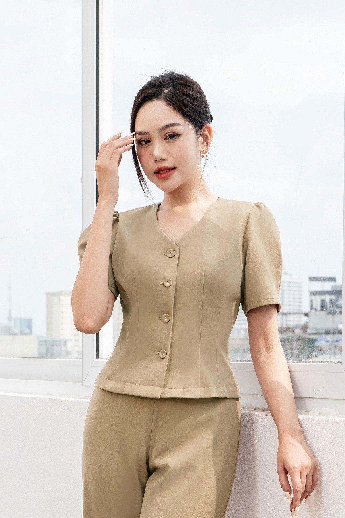 áo đờ mi chiết ly - L65D24Q001