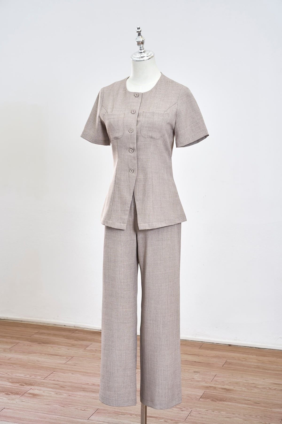 Áo tay ngắn cổ tròn túi ốp - L65D25Q001