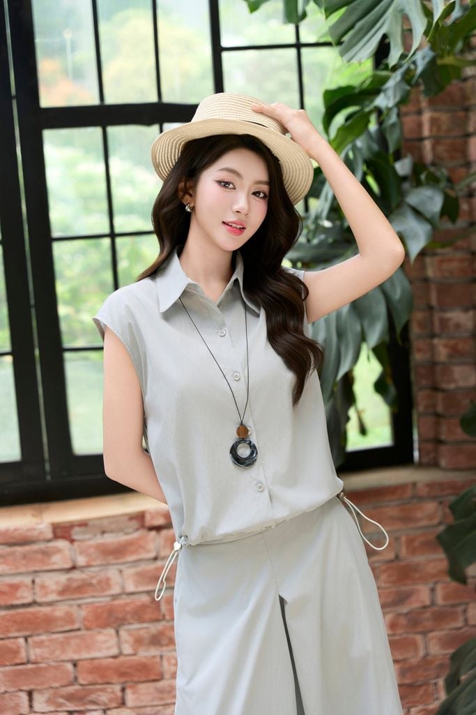Áo sơ mi cổ đức rút gấu - O61H25H005 (Bản tiêu chuẩn)