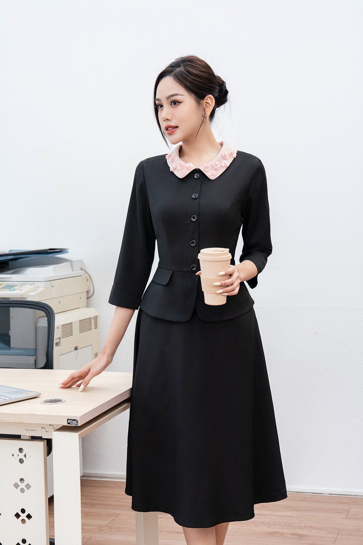Đầm xòe peplum tay lỡ cổ hoa - O63L24Q003