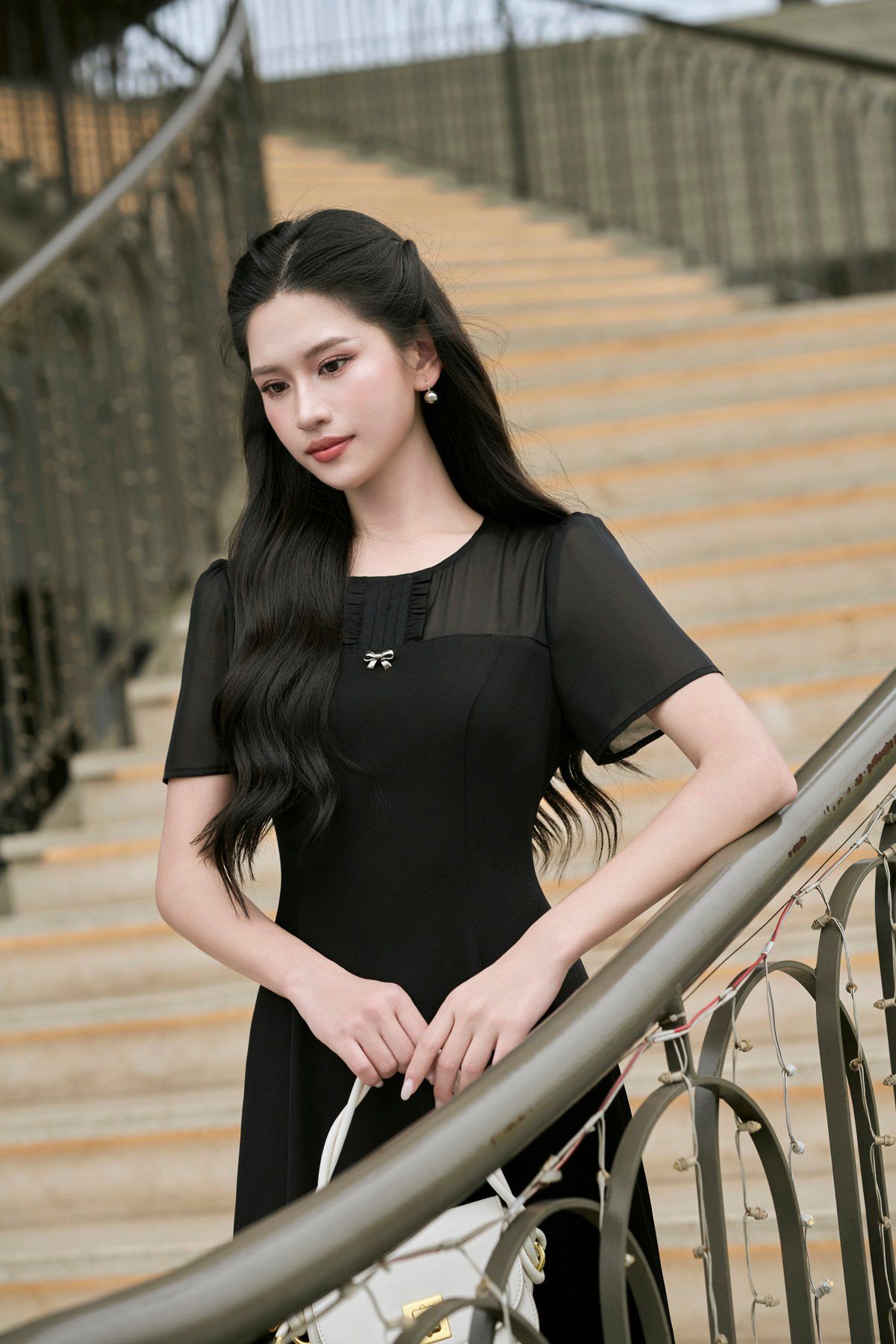 Đầm xòe phối ngực mí kẹp bèo - O63L25H005