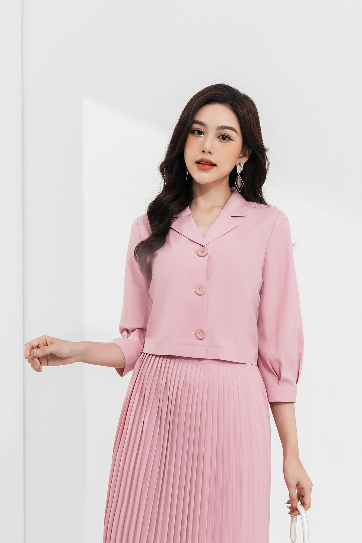 Áo vest lửng tay xếp bồng - O65D22Q001