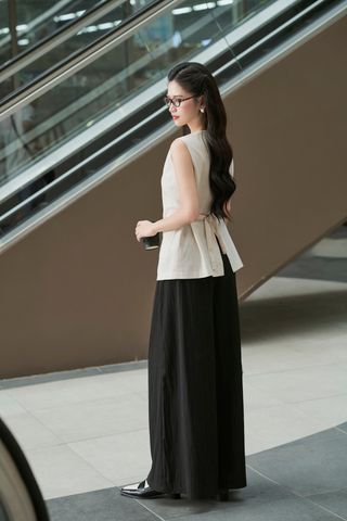 Áo Gile cổ vuông túi ốp - O65G25Q007