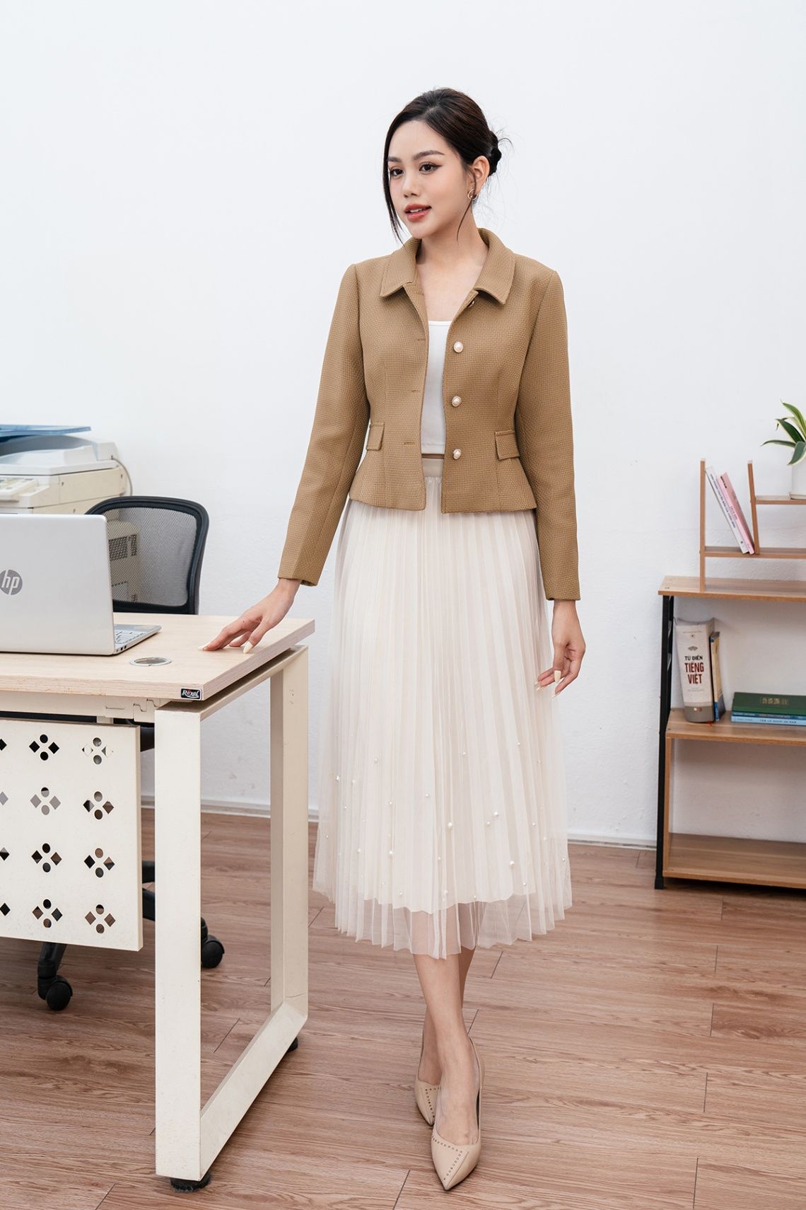 áo dạ tweed cài cúc cổ bẻ - O65W23T001