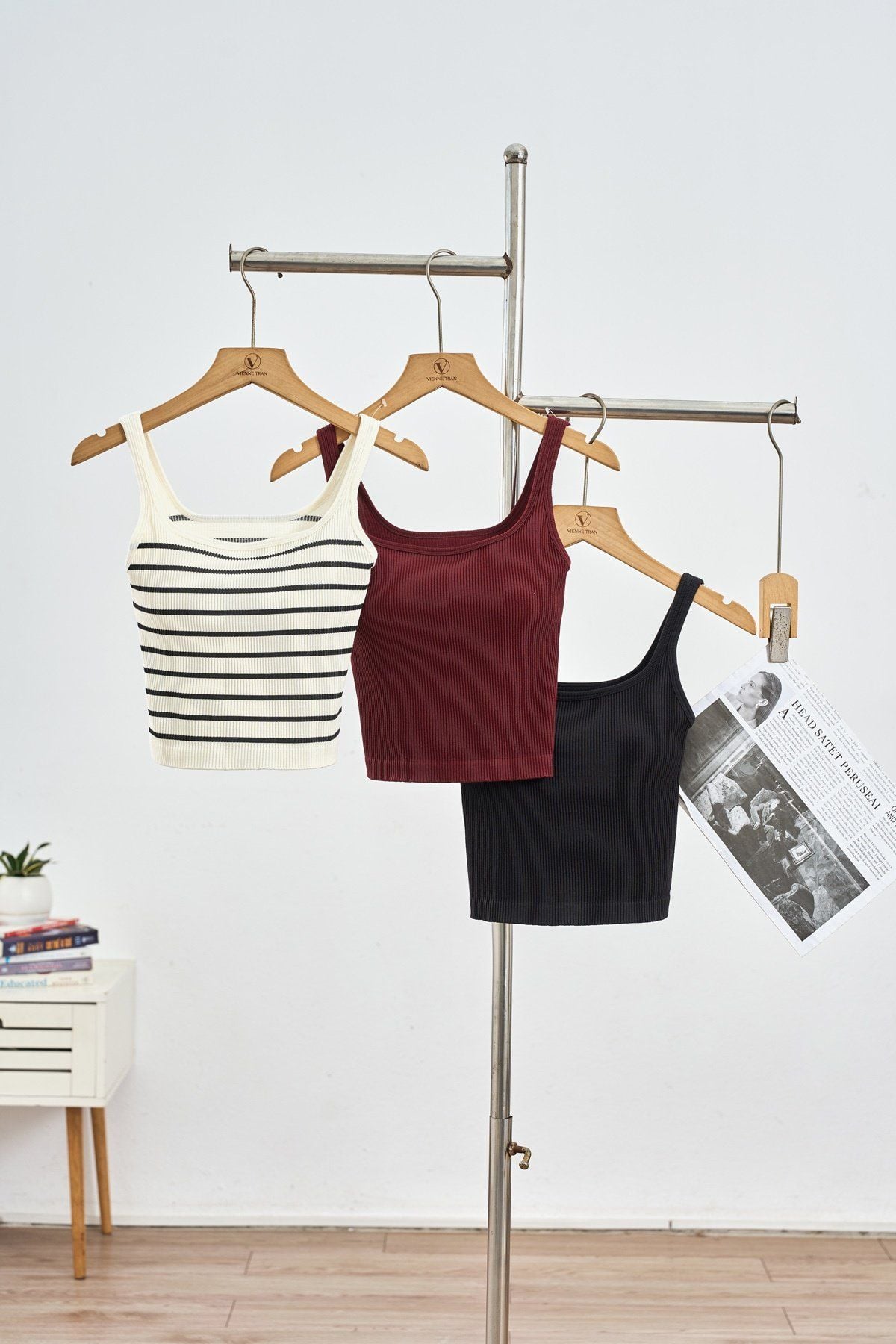 Áo hai dây cổ chữ U có lót ngực thoáng khí - P61O25Q003