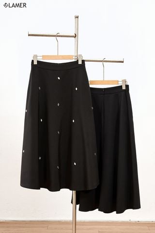 Chân váy dáng dài đính đá - S62M24Q001