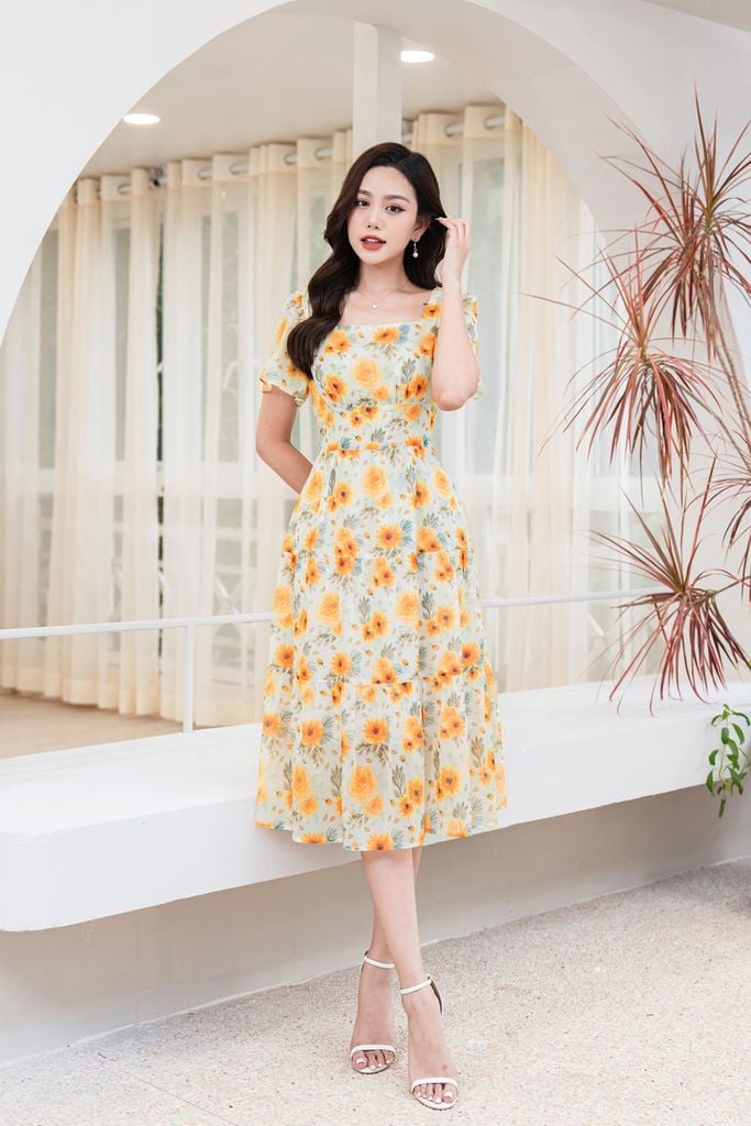 Đầm xòe cổ vuông nhún tầng - S63L23H001
