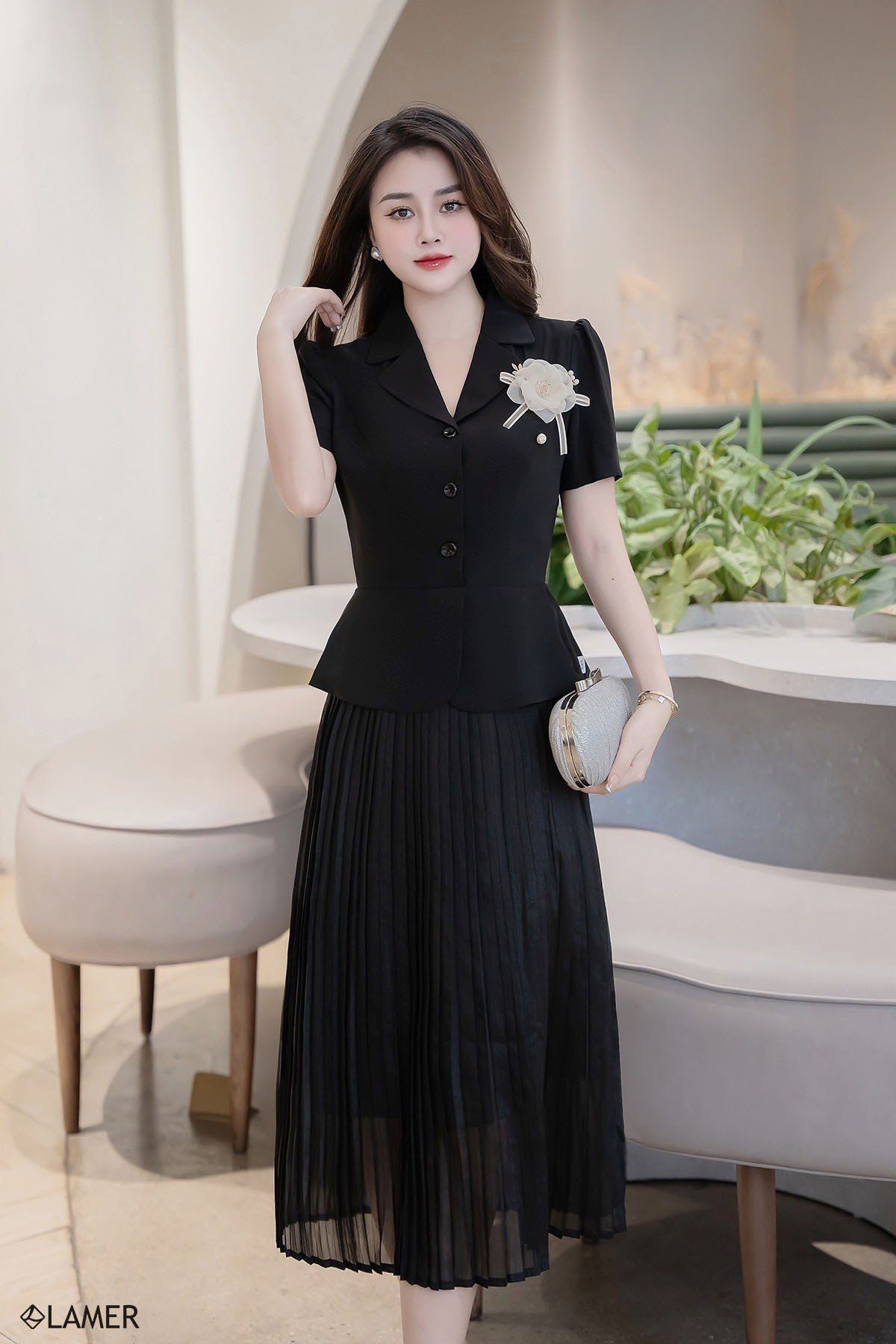 Đầm dạ hội cổ 2 ve đính hoa - S63L24Q006