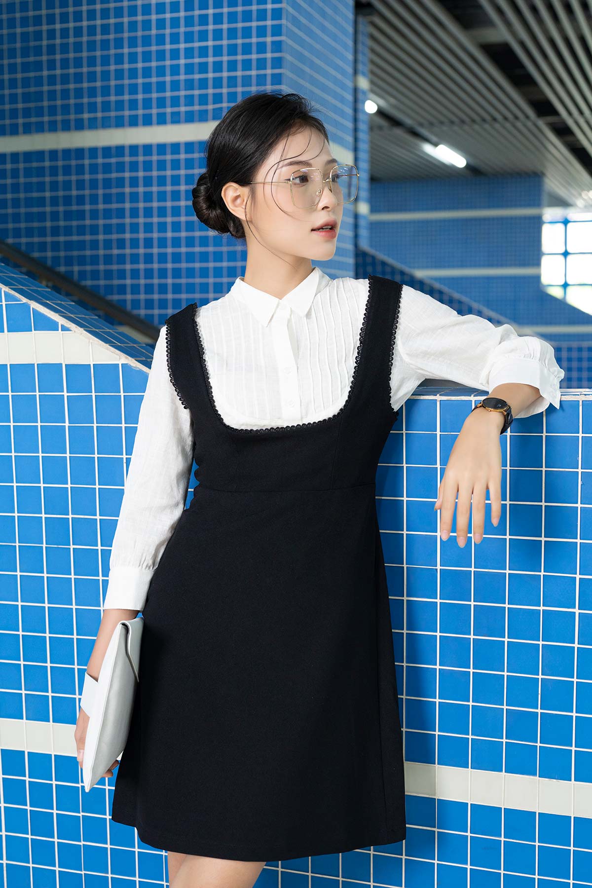 Áo Sơ Mi Kết Hợp Váy Yếm