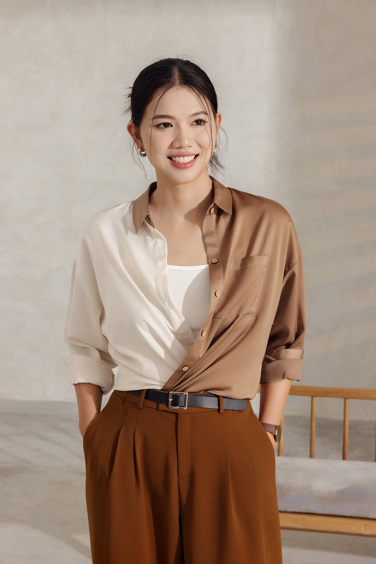 áo sơ mi cổ đức phối 2 màu - V61H24Q015