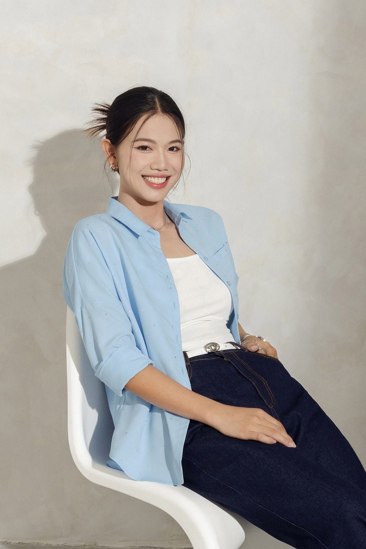 Áo sơ mi dáng rộng vai chờm đính đá - V61H24Q018