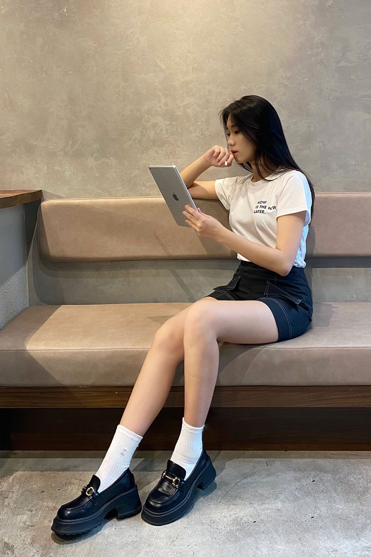 áo thun Now is the new later - V61S23H014