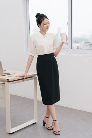 Chân váy ôm cạp cao chiết ly - V62F24Q002