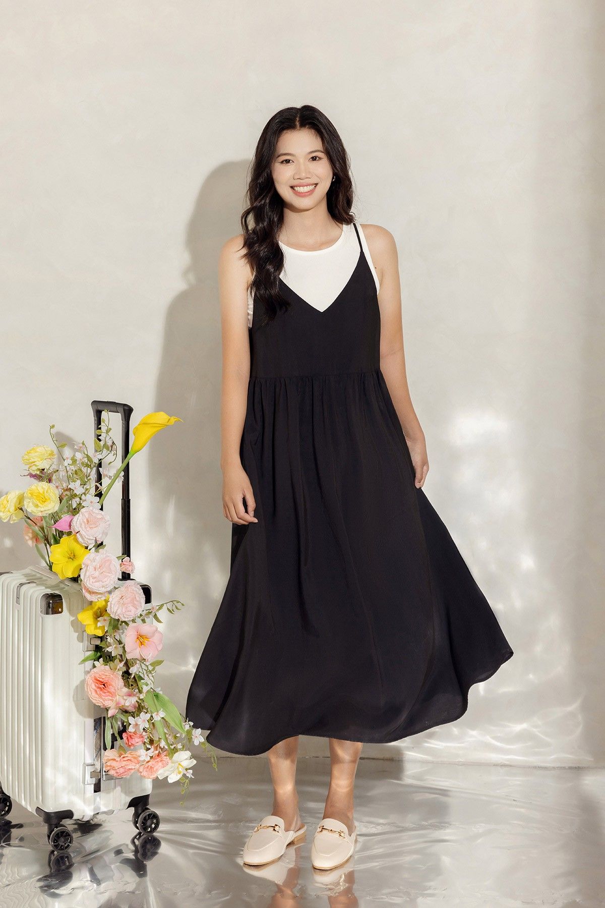 Đầm maxi 2 dây nhún eo - V63M24H012