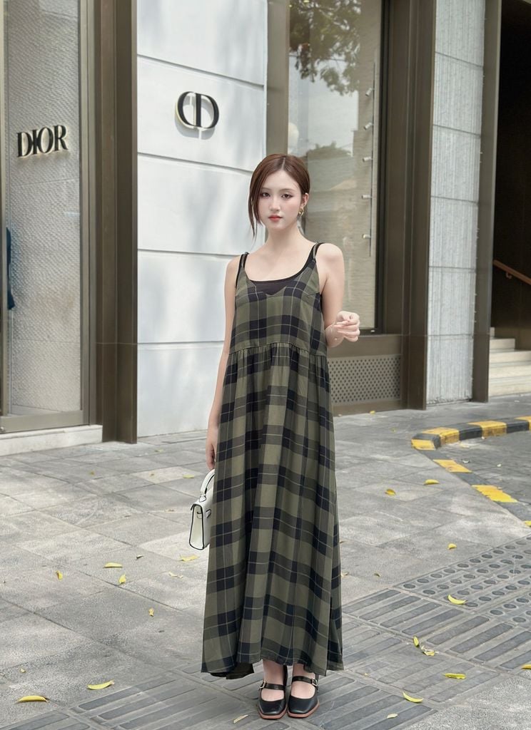Đầm maxi 2 dây nhún eo - V63M25H031