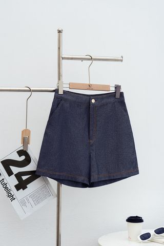 Quần shorts kéo khóa túi chéo - V64S23H005