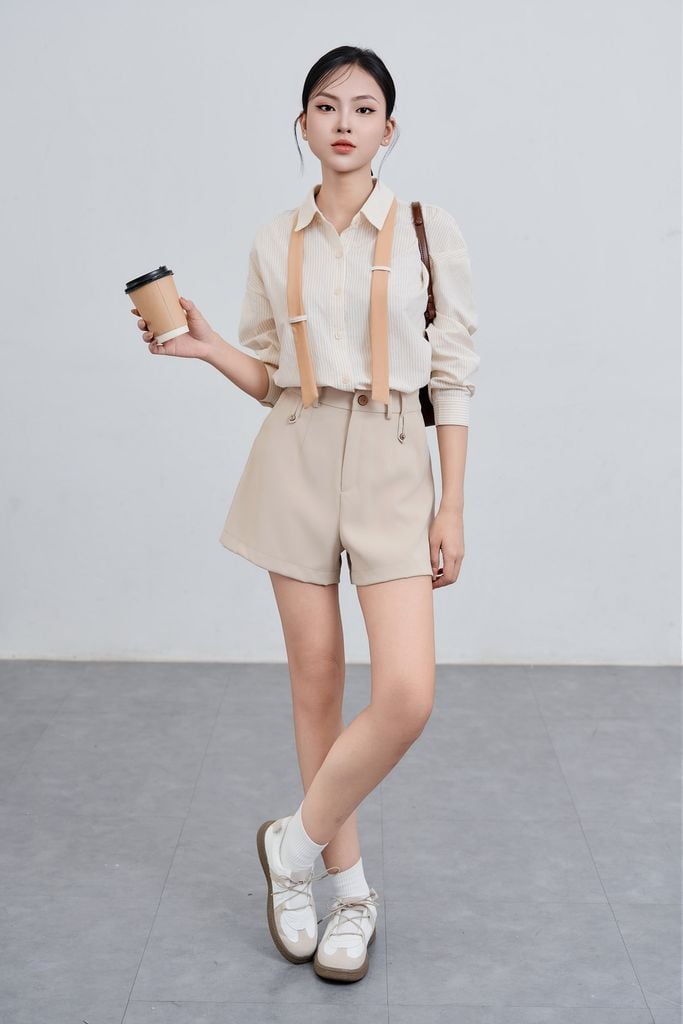 Quần short cạp có đỉa đính cúc - V64S25H004