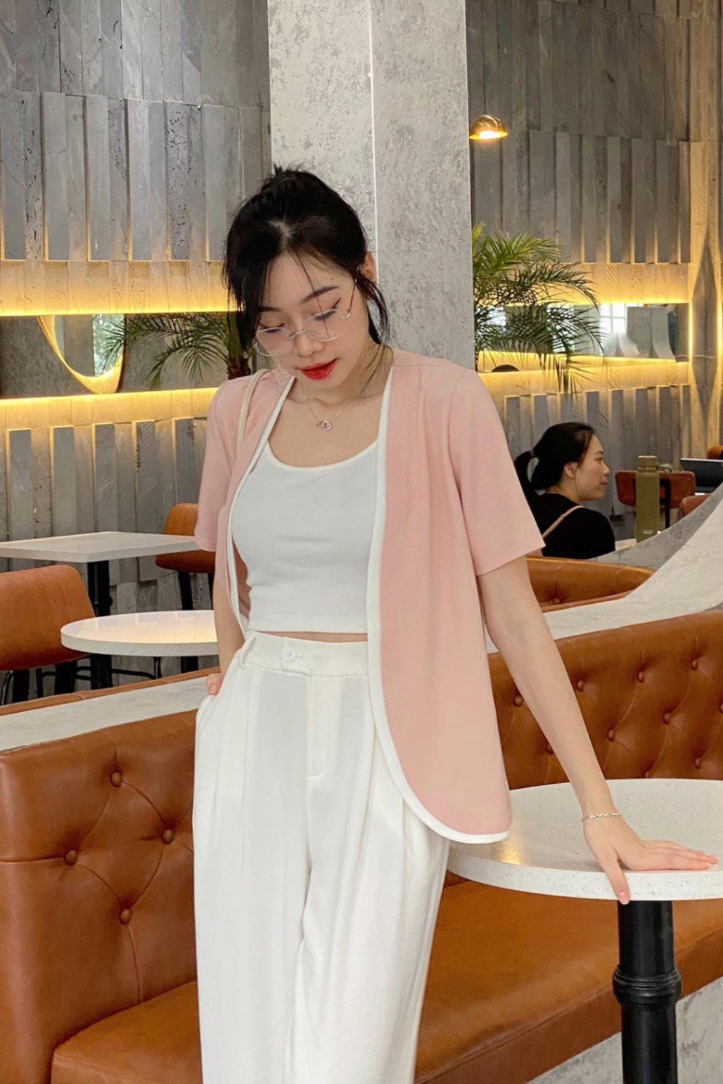 áo đờ mi ngắn tay vạt tròn phối - V65D24H001