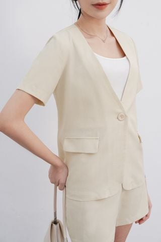 Áo blazer cổ V nắp túi giả - V65D24H017