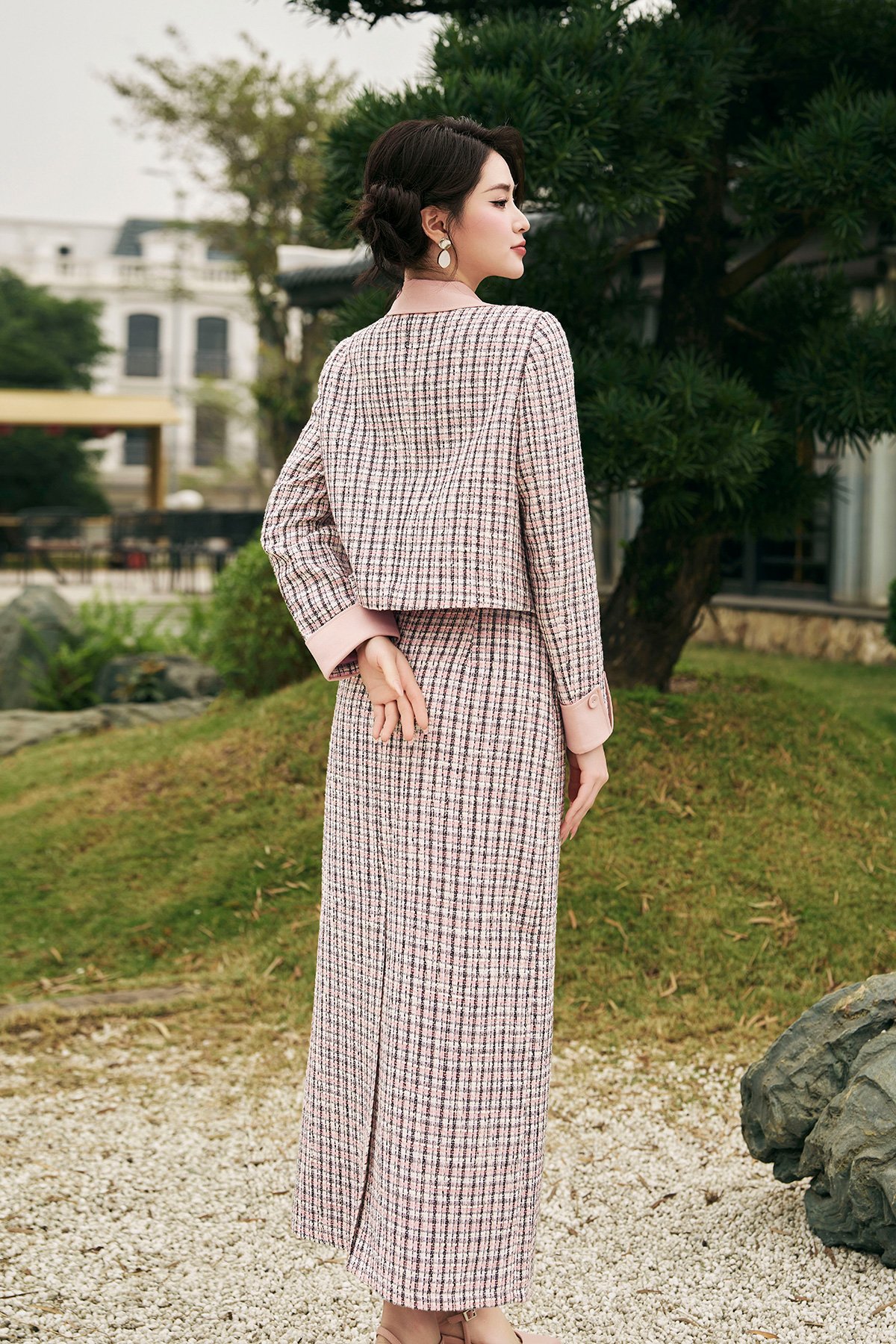 Áo khoác dạ tweed phối màu - V65W24T024