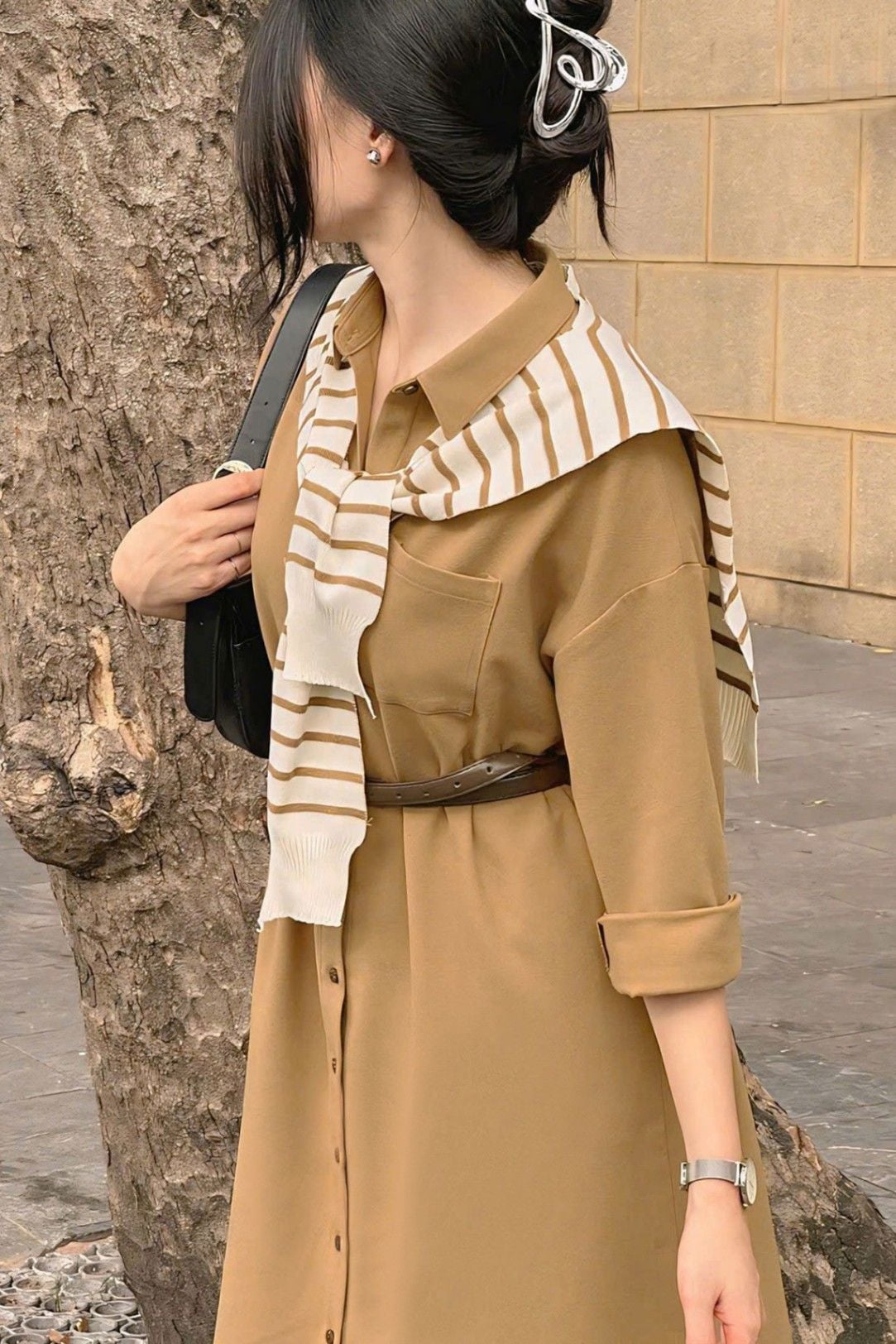 Khăn len khoác nhẹ - V6AO24Q005