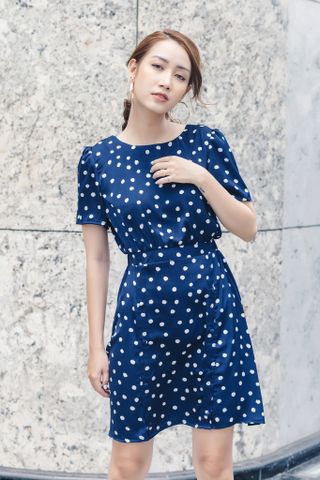  Off-blue Dress  I Đầm cổ tròn tay ngắn xẻ nút lai 