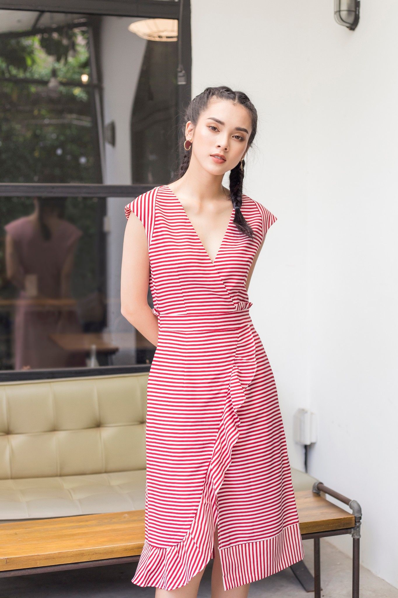 Phoenix Dress I Đầm sọc đỏ