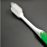  Bàn Chải Lông Mềm Cho Răng Nhạy Cảm Pearlie White BrushCare Sensitive Extra Soft 