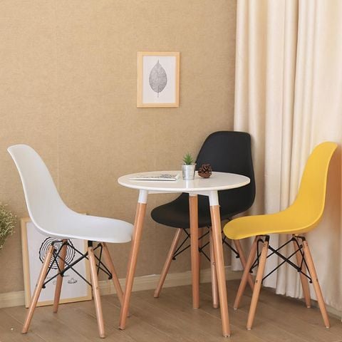 Bộ Bàn Mặt Tròn Và 3 Ghế Eames