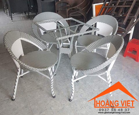 Bộ Bàn Mặt Vuông 6 Tấc Và 4 Ghế Giả Mây Cao Cấp Lưng Tròn