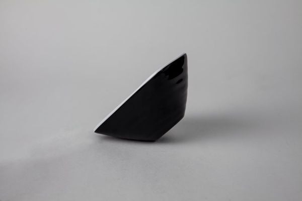 Chén Chấm Tam Giác CC99  3 Lớp Đen Viền Trắng