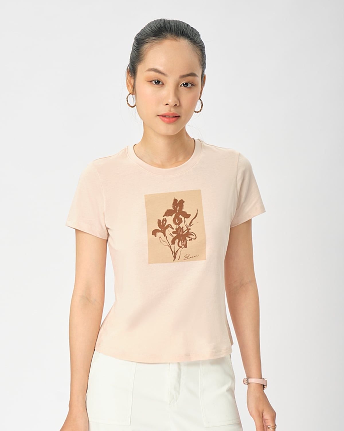  Áo Thun Nữ In Chìm Hình Hoa Vẽ WTS 2356 