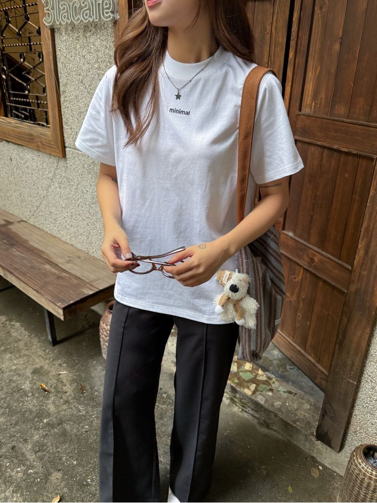 Minimal Tee