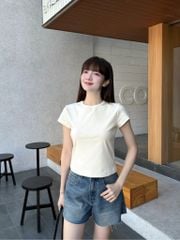 Lya Tee