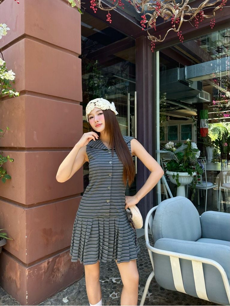 Visla Dress