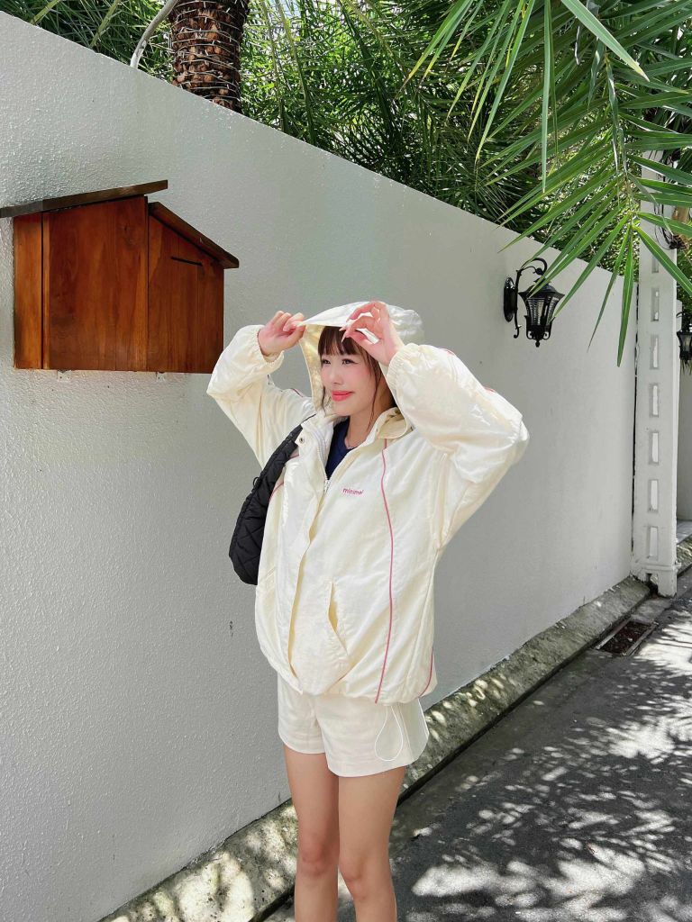 Áo khoác dù 2 lớp Fleur