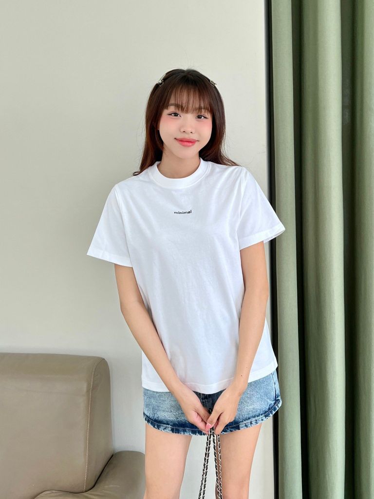 Minimal Tee