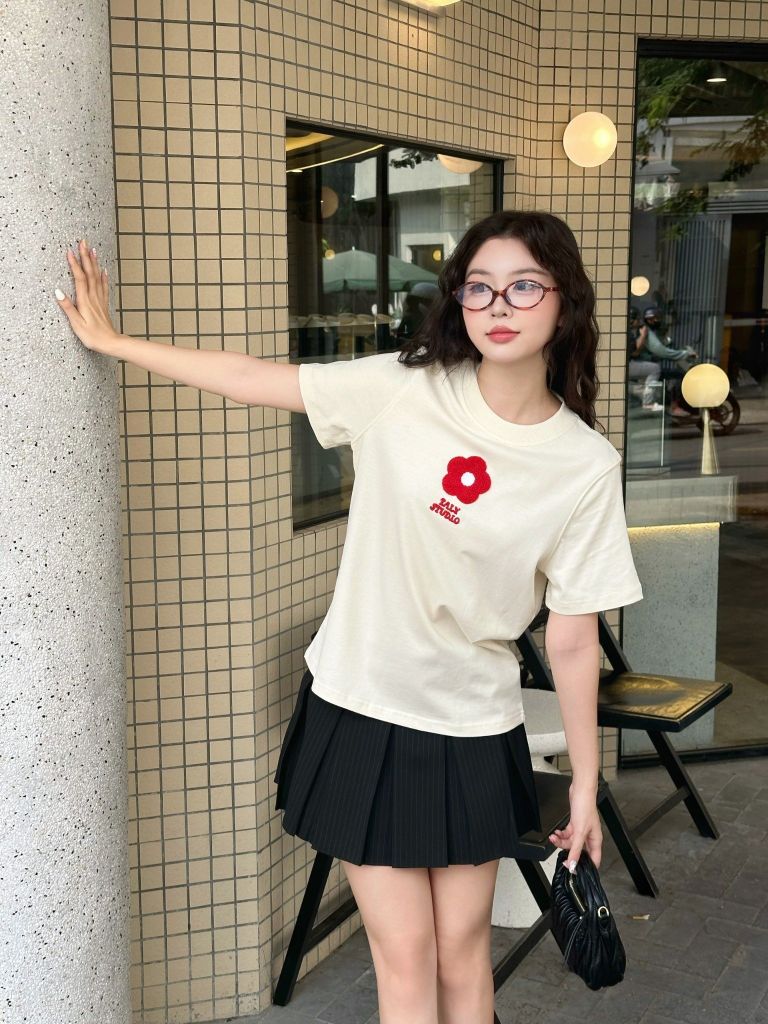 Flower Tee
