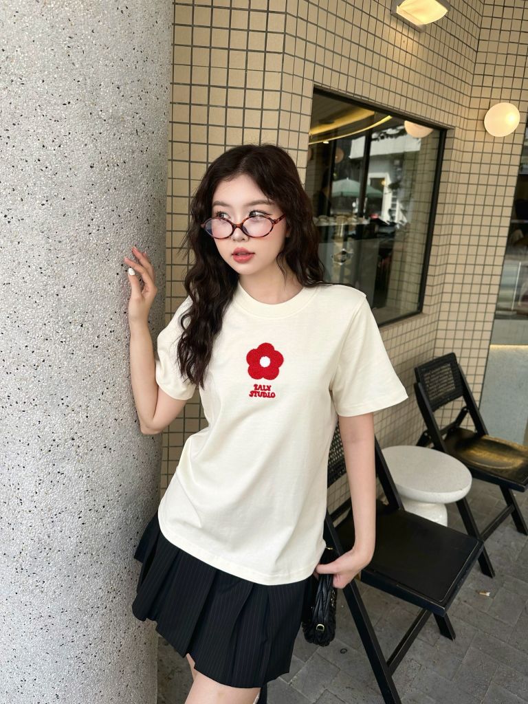 Flower Tee