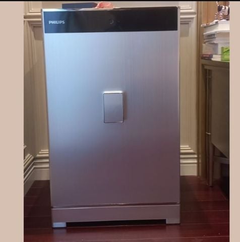 Két sắt philips SBX701-8B0 vân tay nhập khẩu